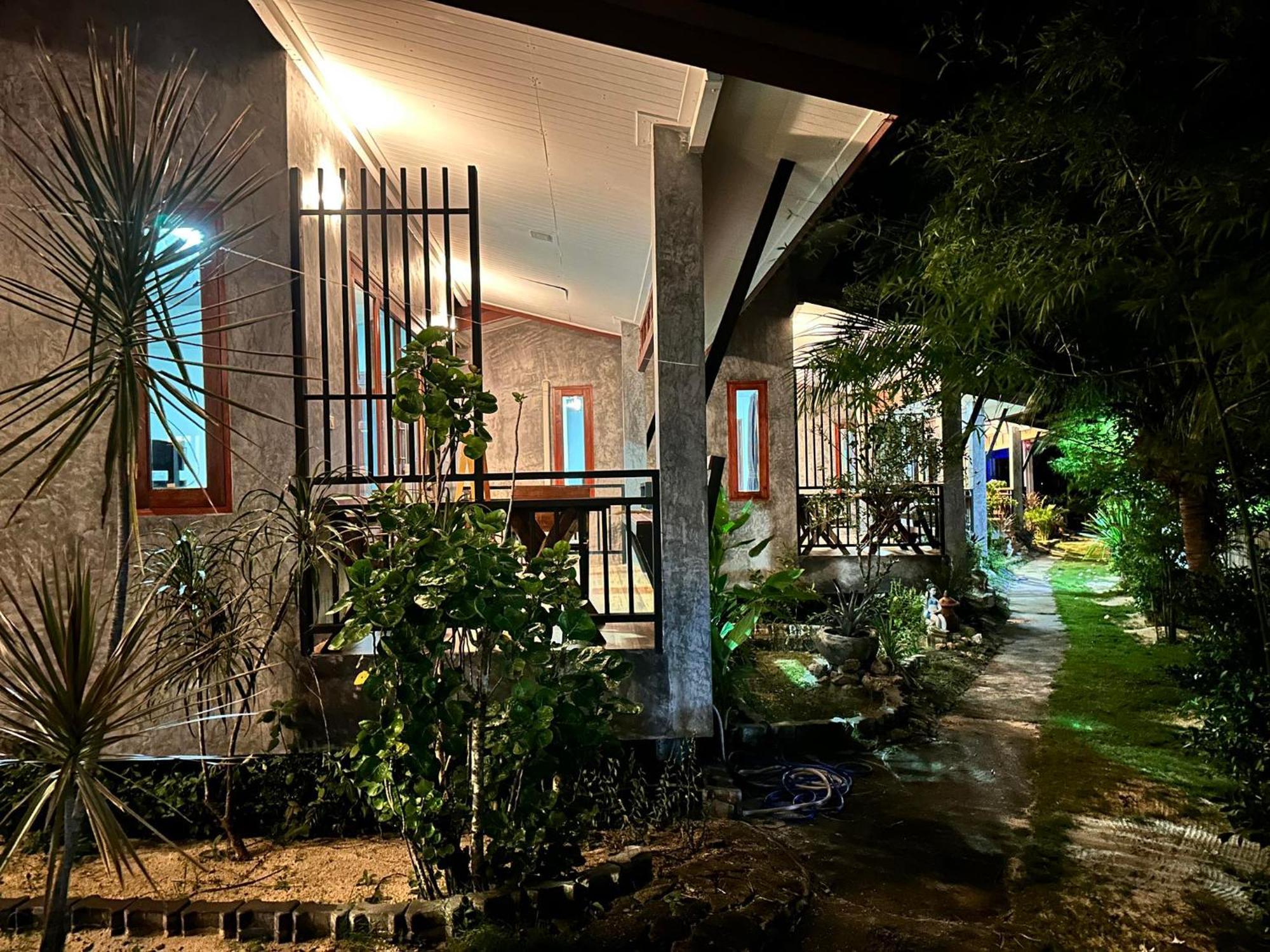 Ibiza Bungalows Haad Yao Exterior photo