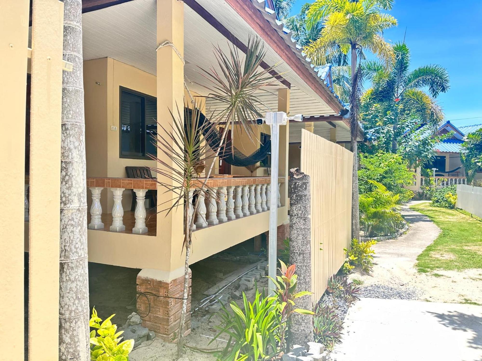 Ibiza Bungalows Haad Yao Exterior photo