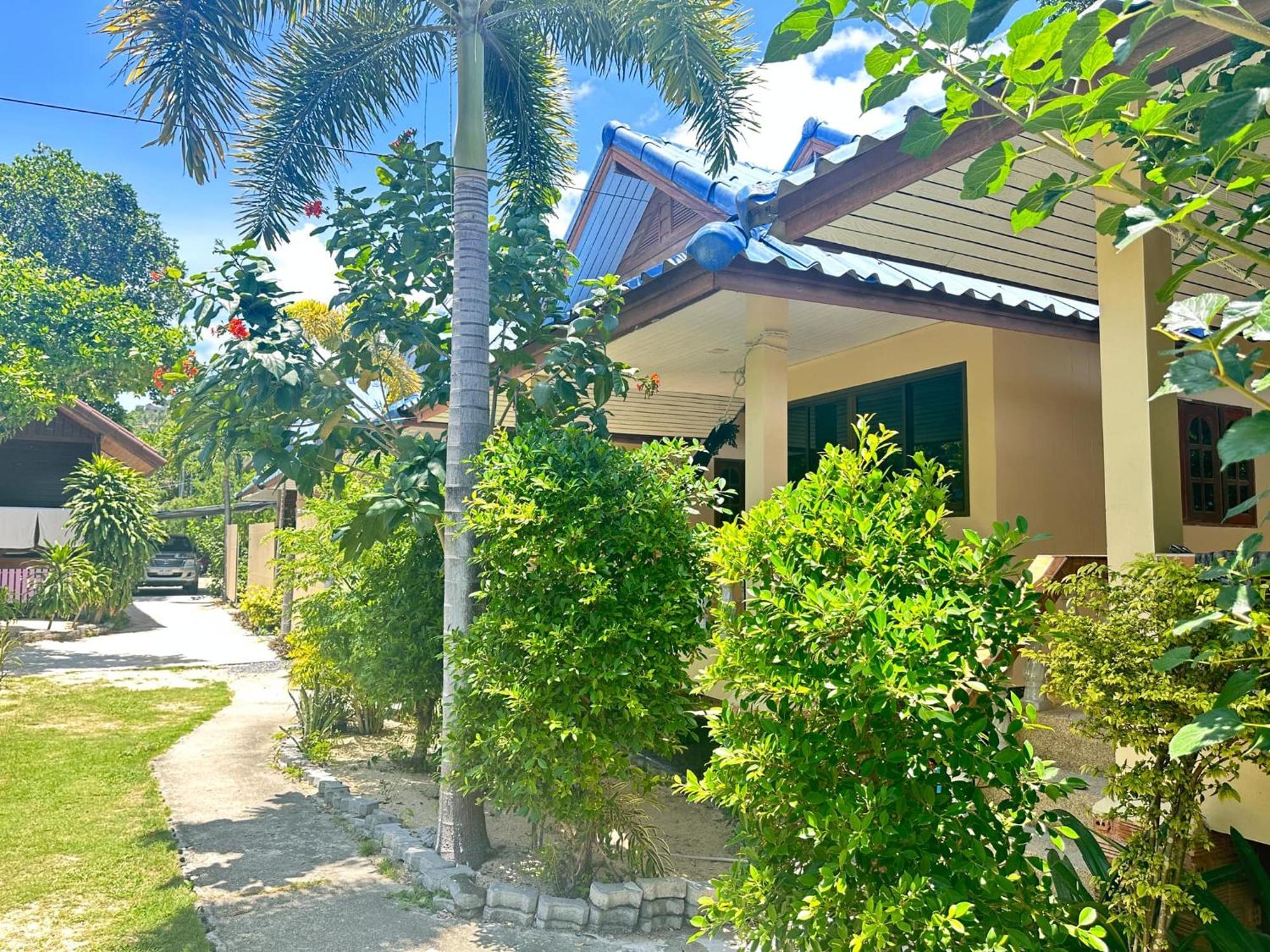 Ibiza Bungalows Haad Yao Exterior photo